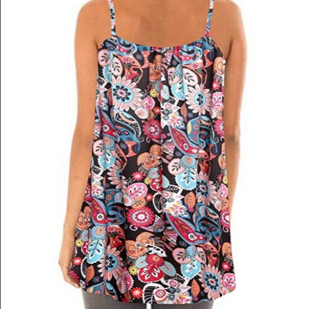 Adorable floral tank top - Picture 2 of 2
